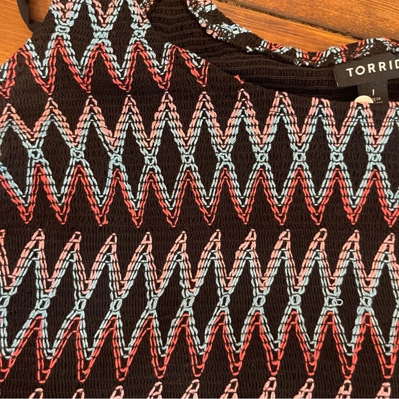 Torrid Black baby doll Patterned Top 1X - Picture 5 of 7